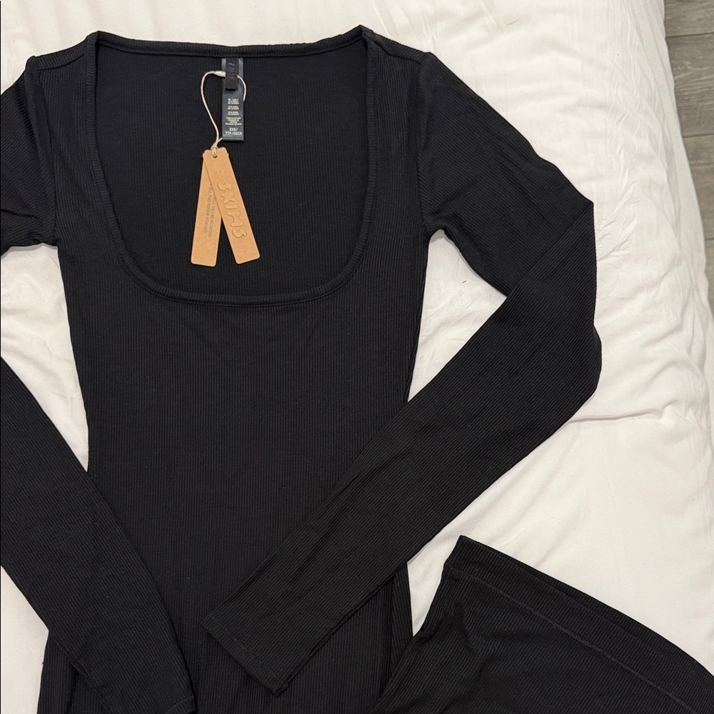 SKIMS Black Ribbed Long Sleeve Dress